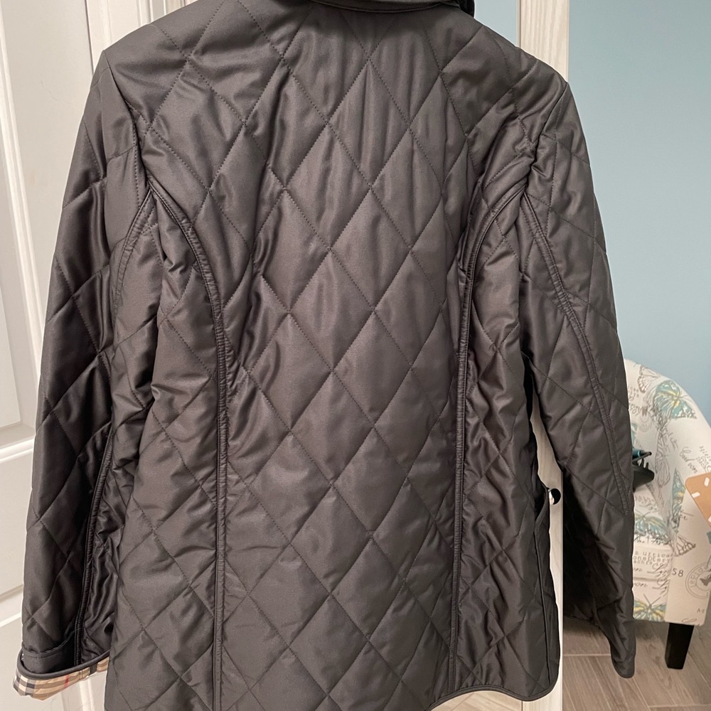 Burberry size M new